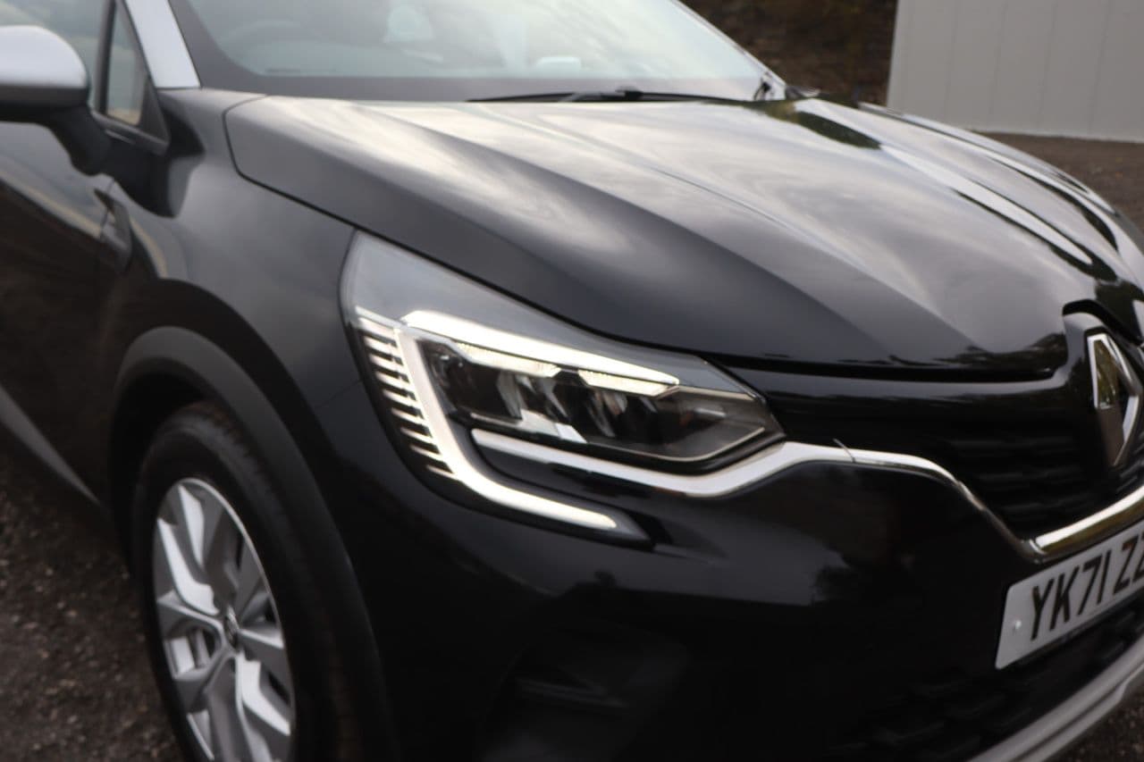 Renault Captur 1.0 TCe Iconic — image 52