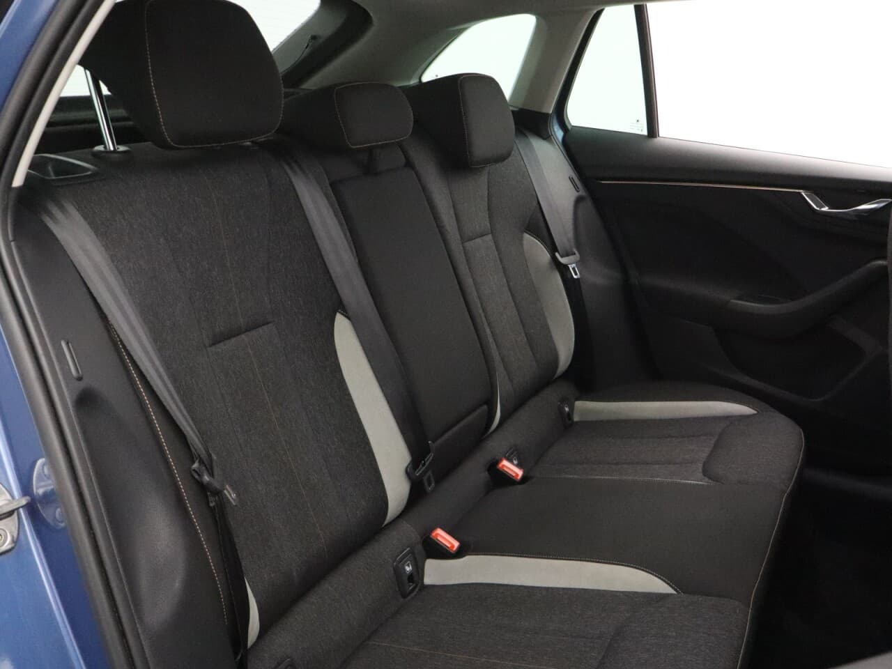 Skoda Scala 1.0 TSI SE L — image 38