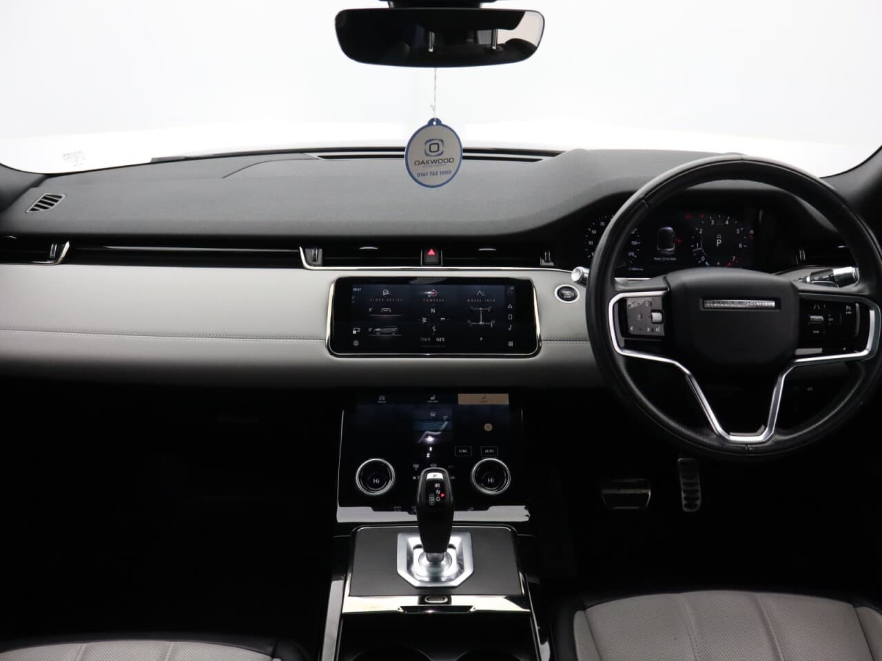 Land Rover Range Rover Evoque 2.0 P250 MHEV R-Dynamic SE — image 12