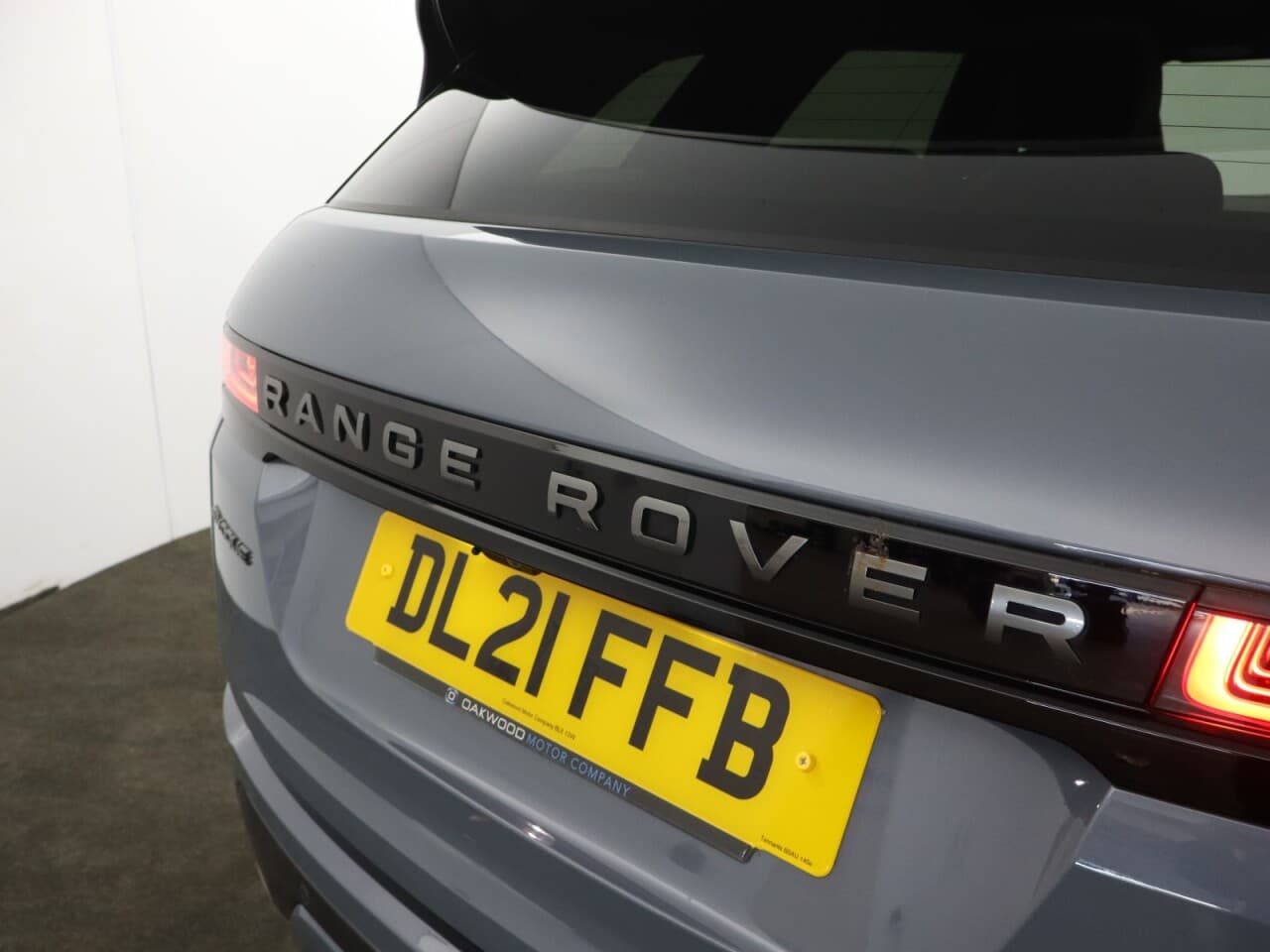 Land Rover Range Rover Evoque 2.0 P250 MHEV R-Dynamic SE — image 62