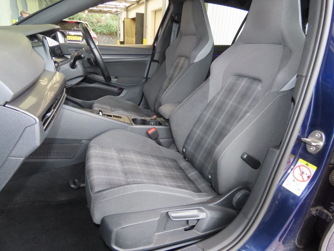 Volkswagen Golf 2.0 TDI GTD — image 10
