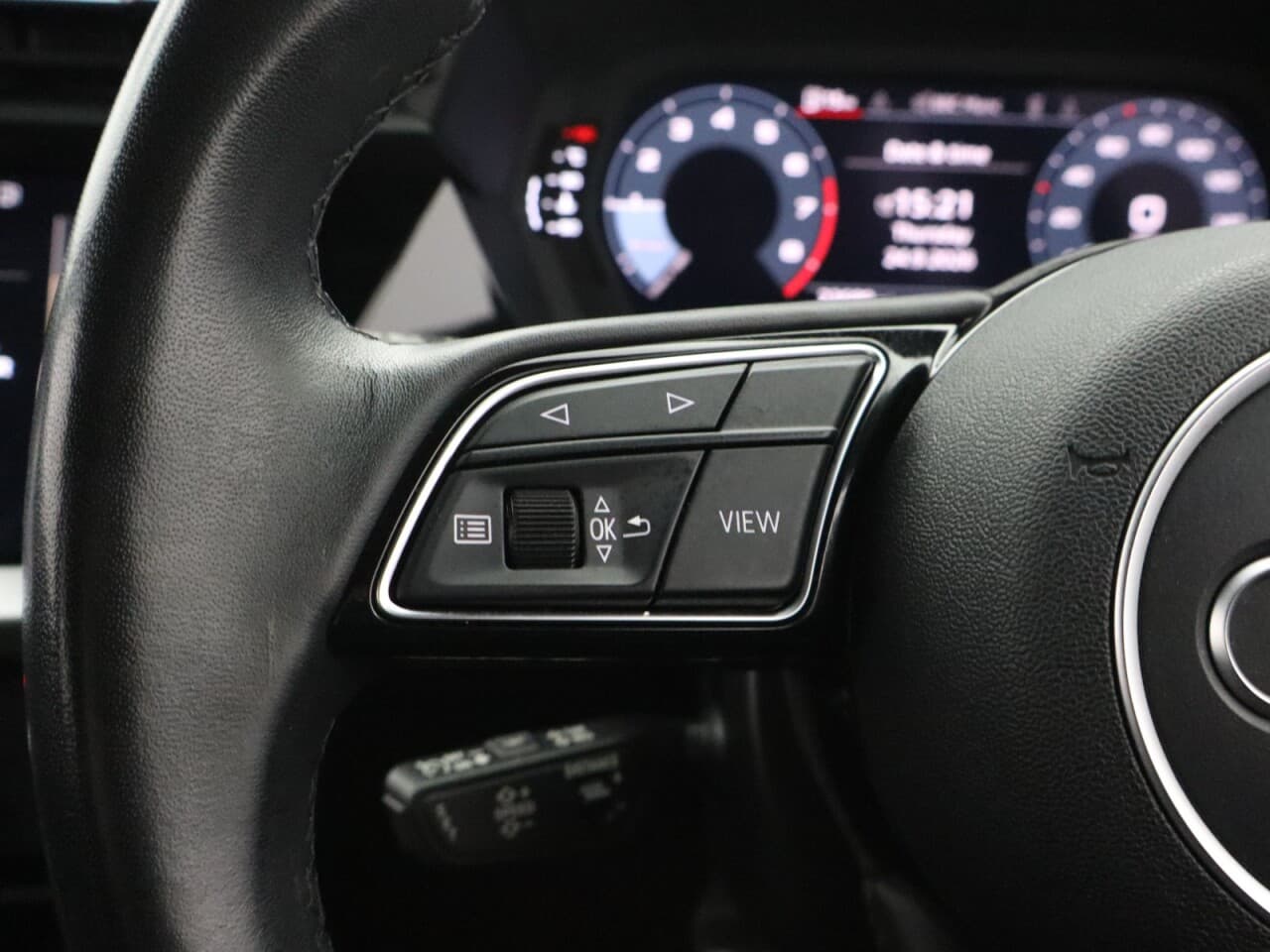Audi A3 1.0 TFSI 30 Technik Sportback — image 17