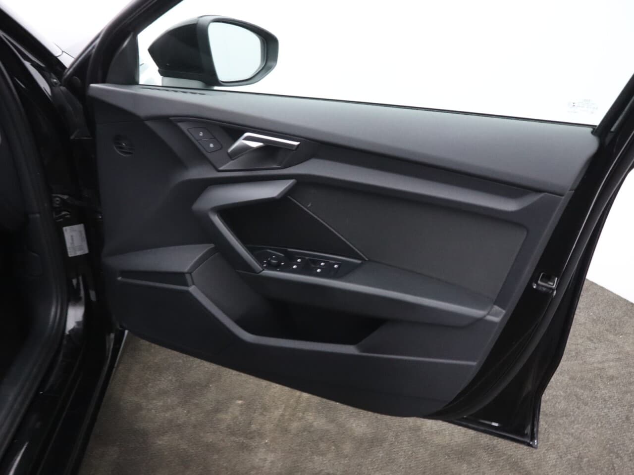 Audi A3 1.0 TFSI 30 Technik Sportback — image 45