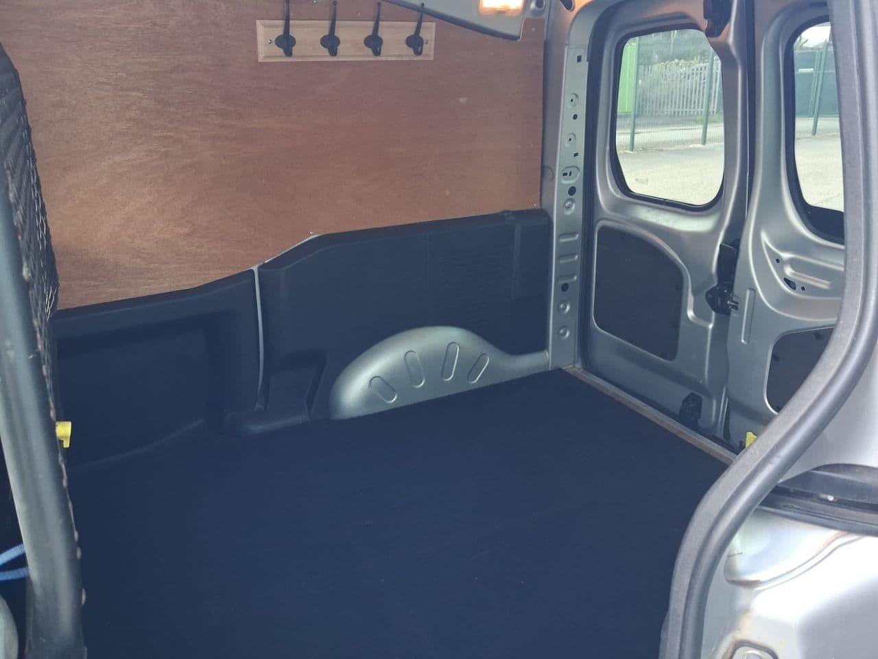 Citroen Berlingo 1.6 BlueHDi 625 Enterprise — image 8