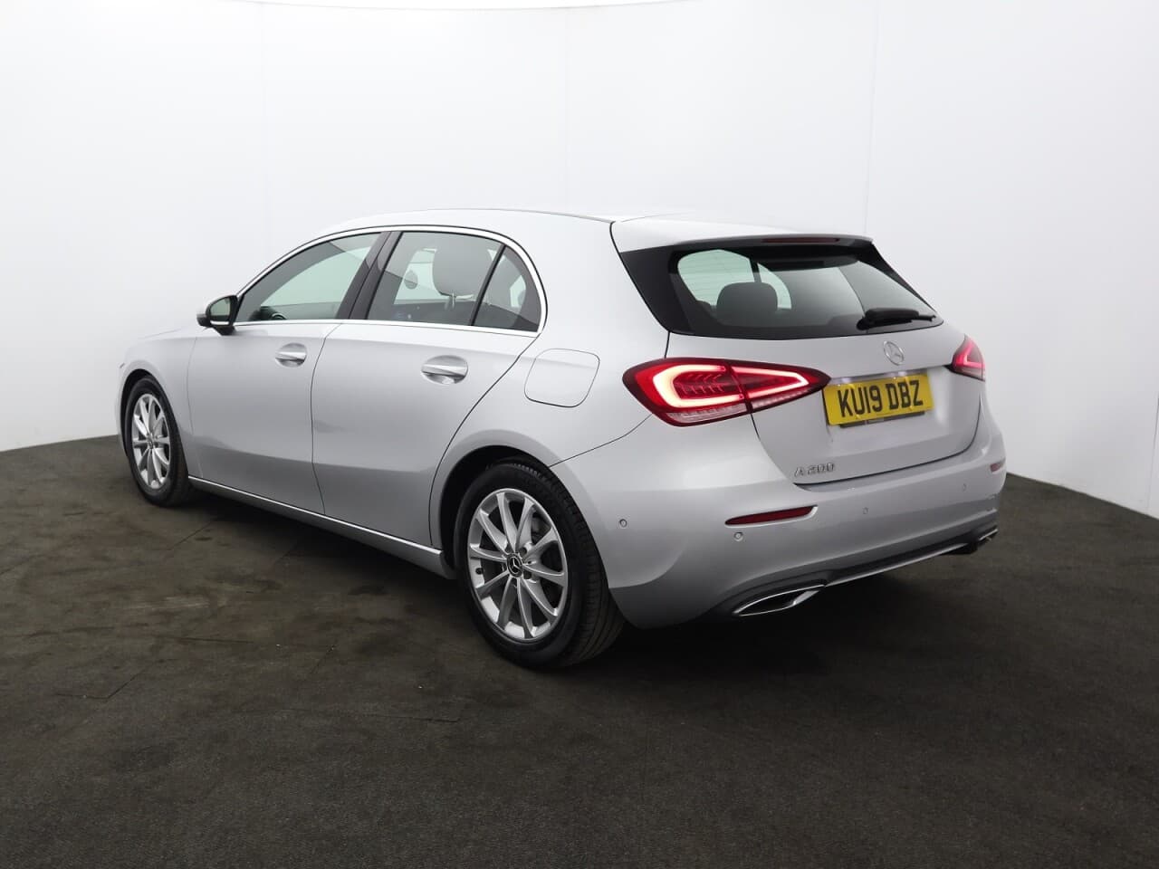 Mercedes-Benz A Class 1.3 A200 Sport (Executive) — image 8