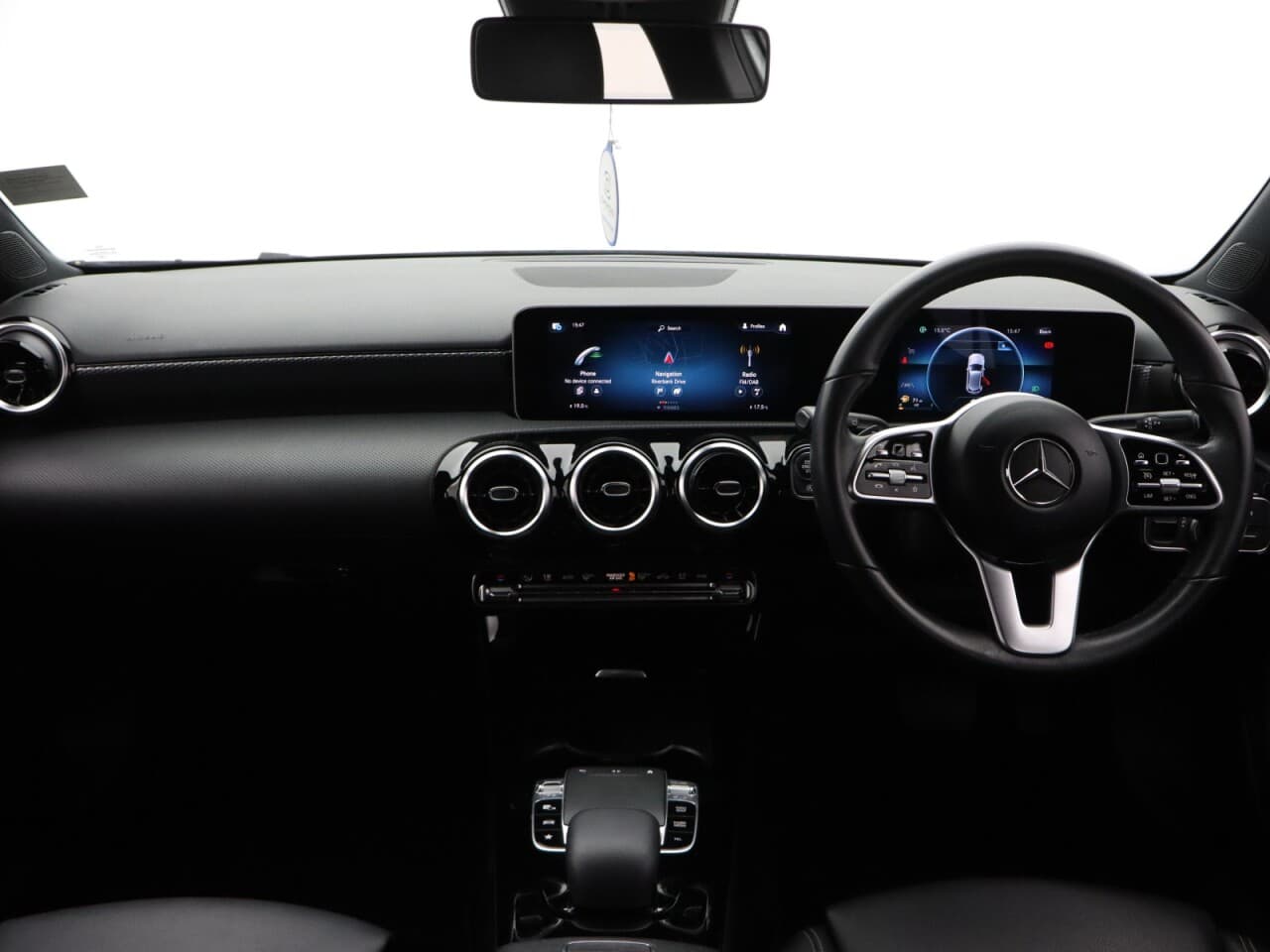 Mercedes-Benz A Class 1.3 A200 Sport (Executive) — image 12