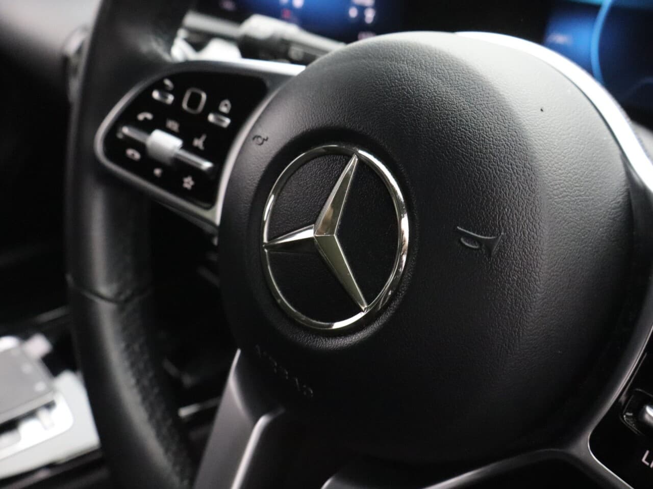 Mercedes-Benz A Class 1.3 A200 Sport (Executive) — image 17