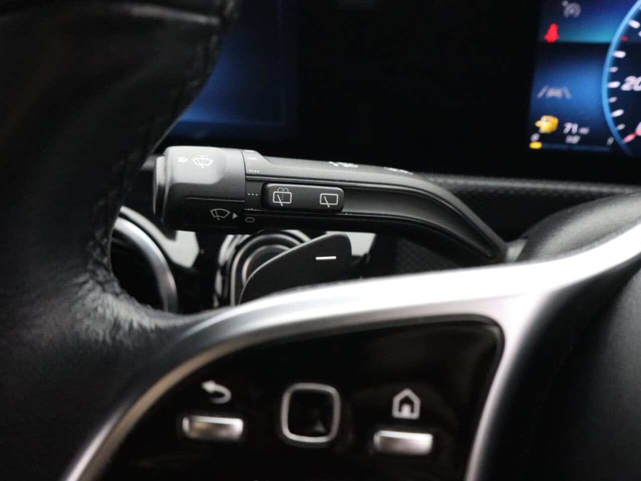 Mercedes-Benz A Class 1.3 A200 Sport (Executive) — image 40