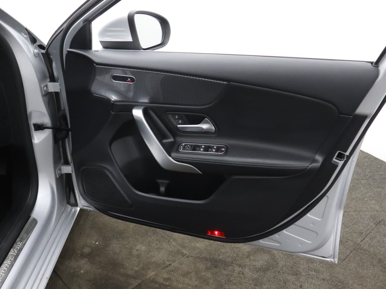 Mercedes-Benz A Class 1.3 A200 Sport (Executive) — image 50