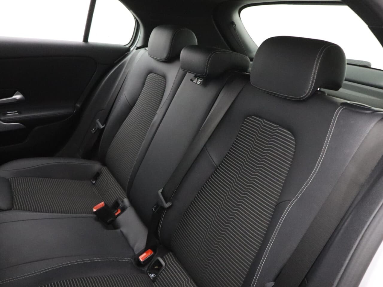 Mercedes-Benz A Class 1.3 A200 Sport (Executive) — image 48