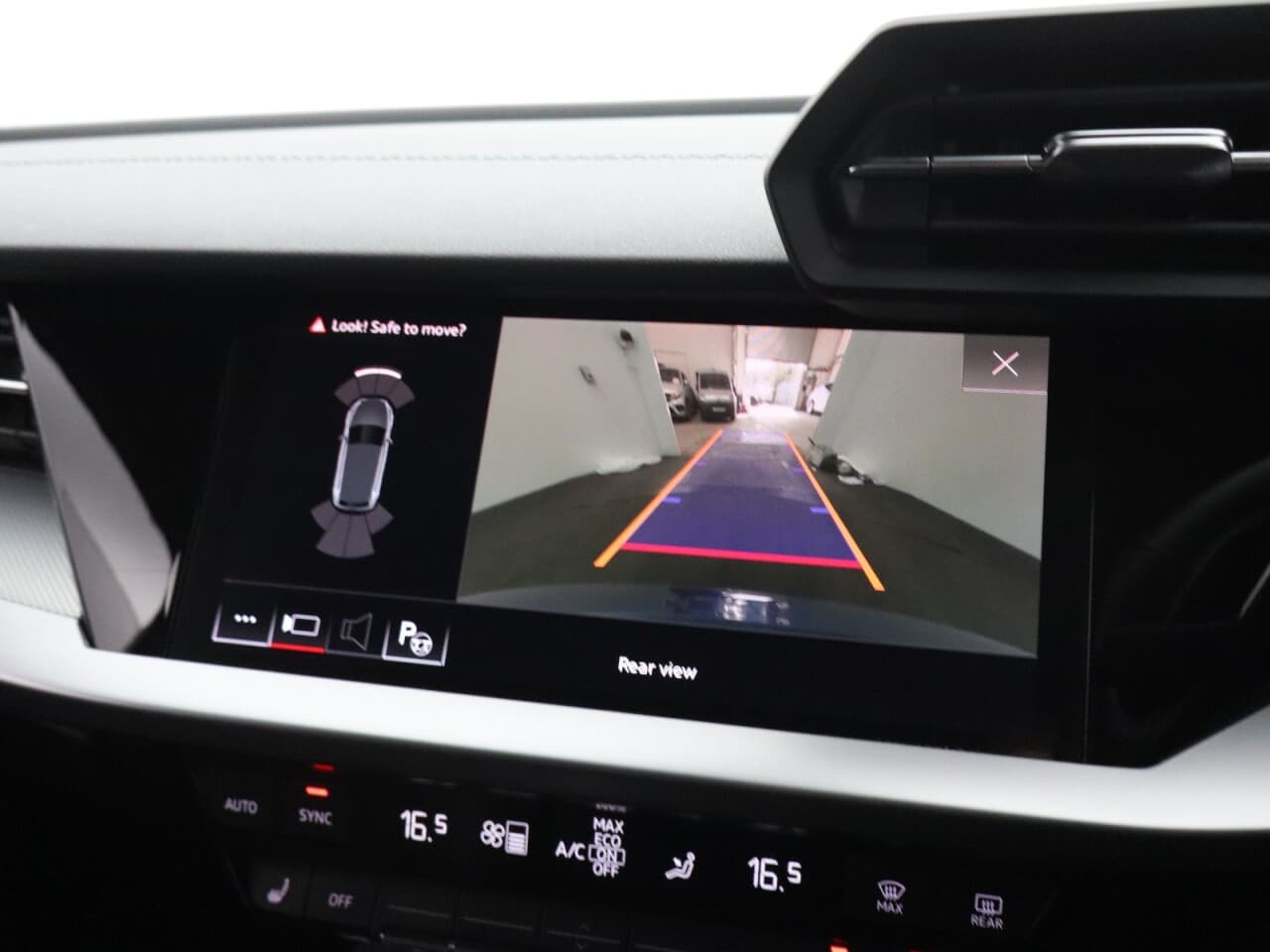 Audi A3 1.5 TFSI 35 S line Technology Pack Sportback — image 35