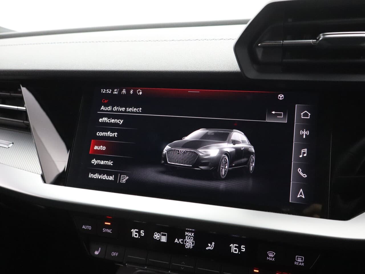 Audi A3 1.5 TFSI 35 S line Technology Pack Sportback — image 40