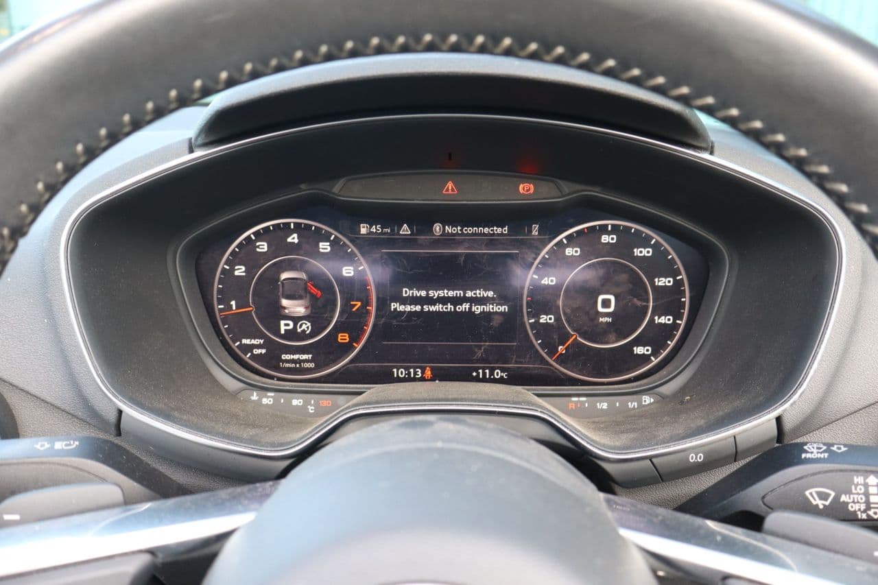 Audi Tt 2.0 TFSI 40 S line Roadster — image 7