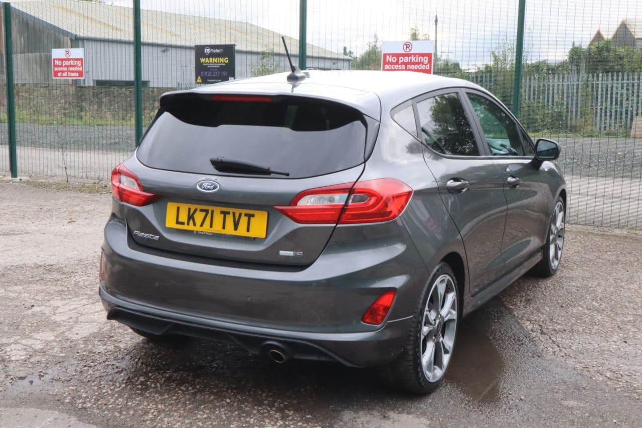 Ford Fiesta 1.0T EcoBoost MHEV ST-Line X Edition — image 9