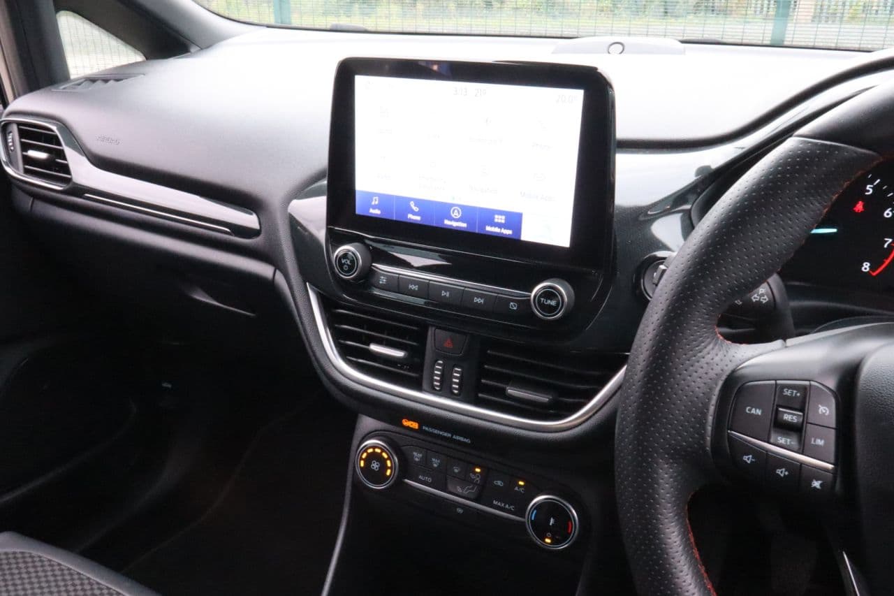 Ford Fiesta 1.0T EcoBoost MHEV ST-Line X Edition — image 22