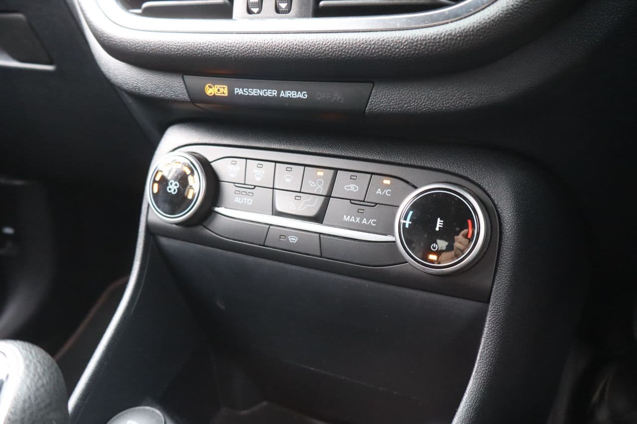 Ford Fiesta 1.0T EcoBoost MHEV ST-Line X Edition — image 29