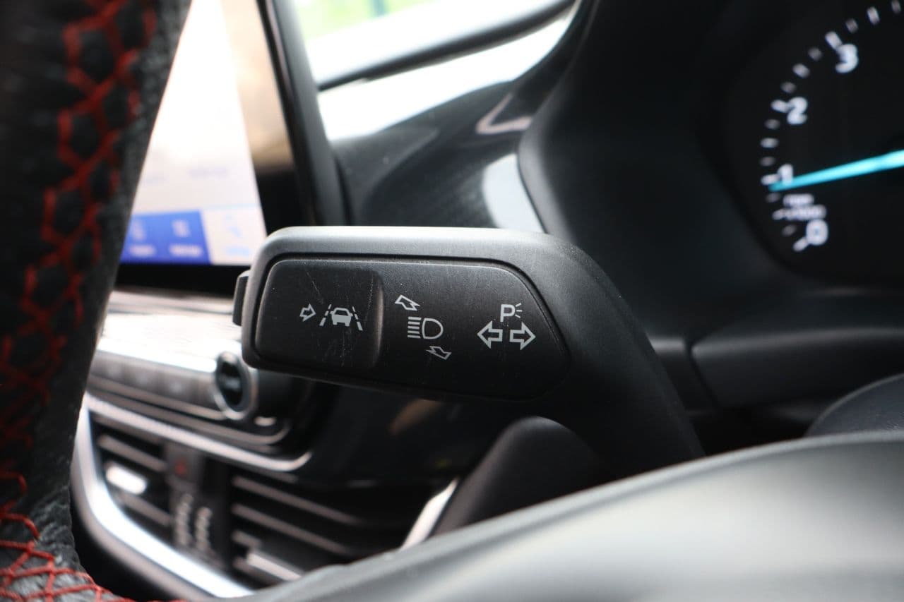 Ford Fiesta 1.0T EcoBoost MHEV ST-Line X Edition — image 38