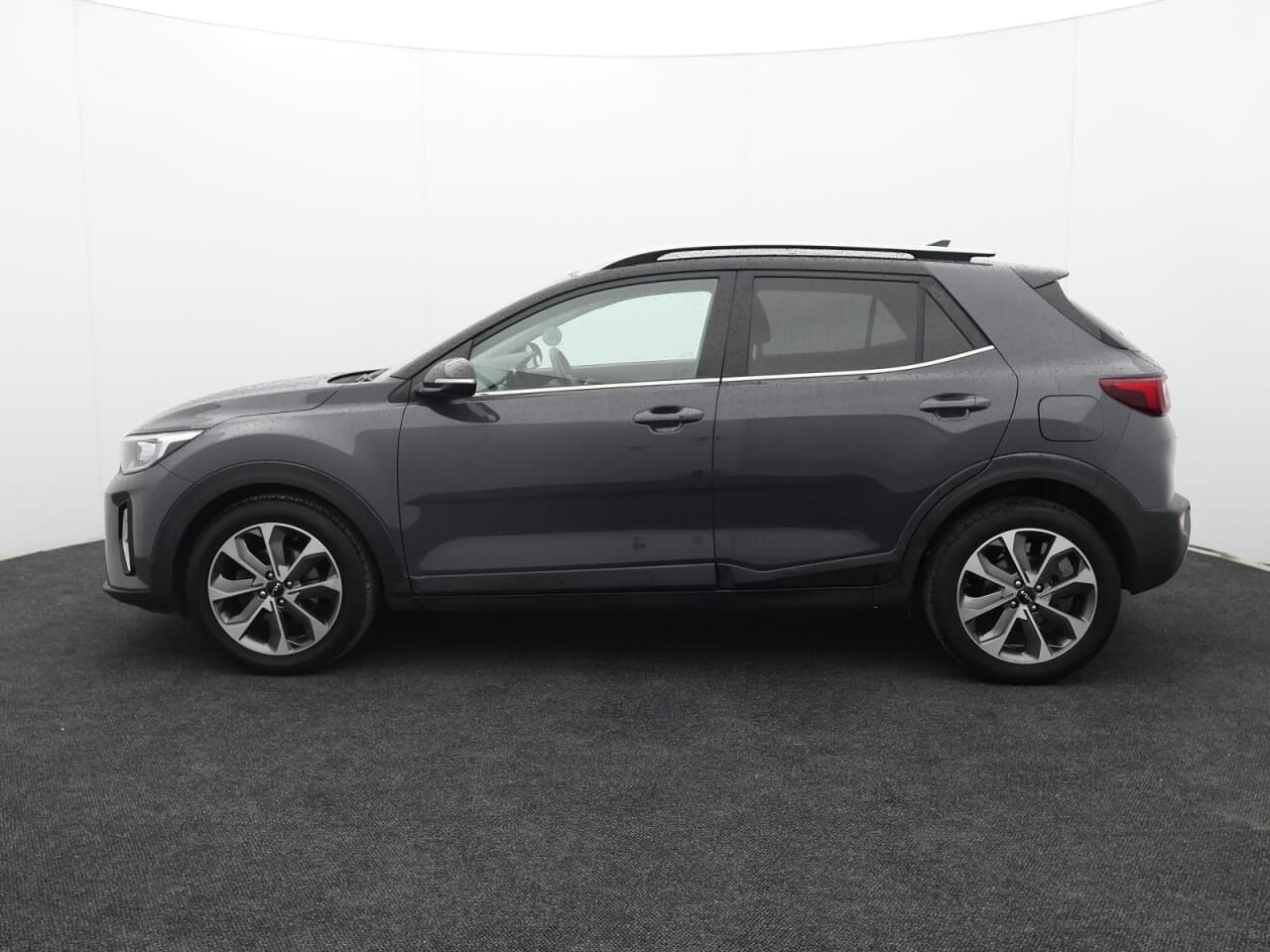 Kia Stonic 1.0 T-GDi MHEV Connect — image 6