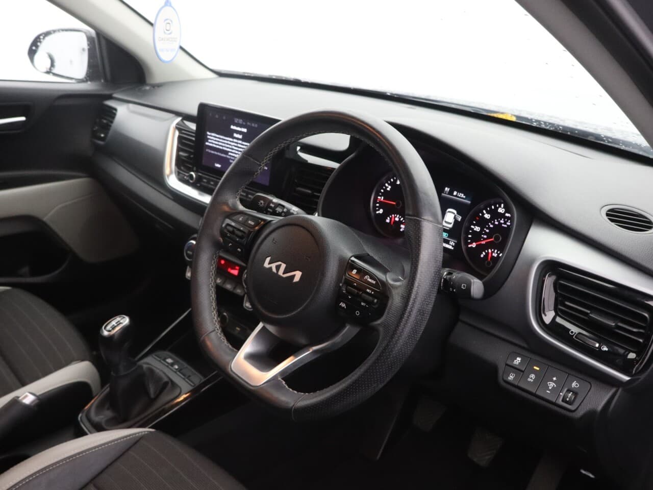 Kia Stonic 1.0 T-GDi MHEV Connect — image 12