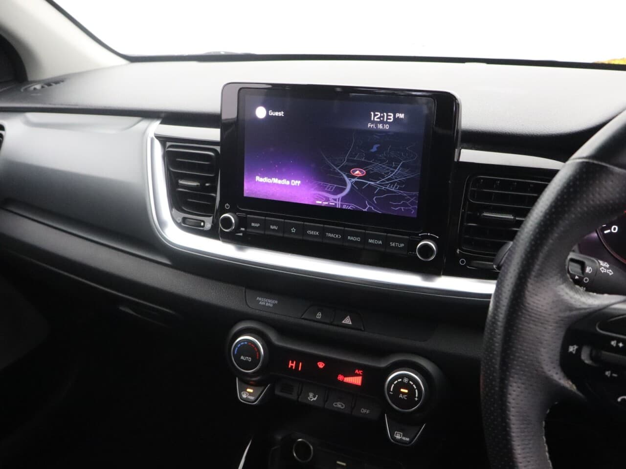 Kia Stonic 1.0 T-GDi MHEV Connect — image 21