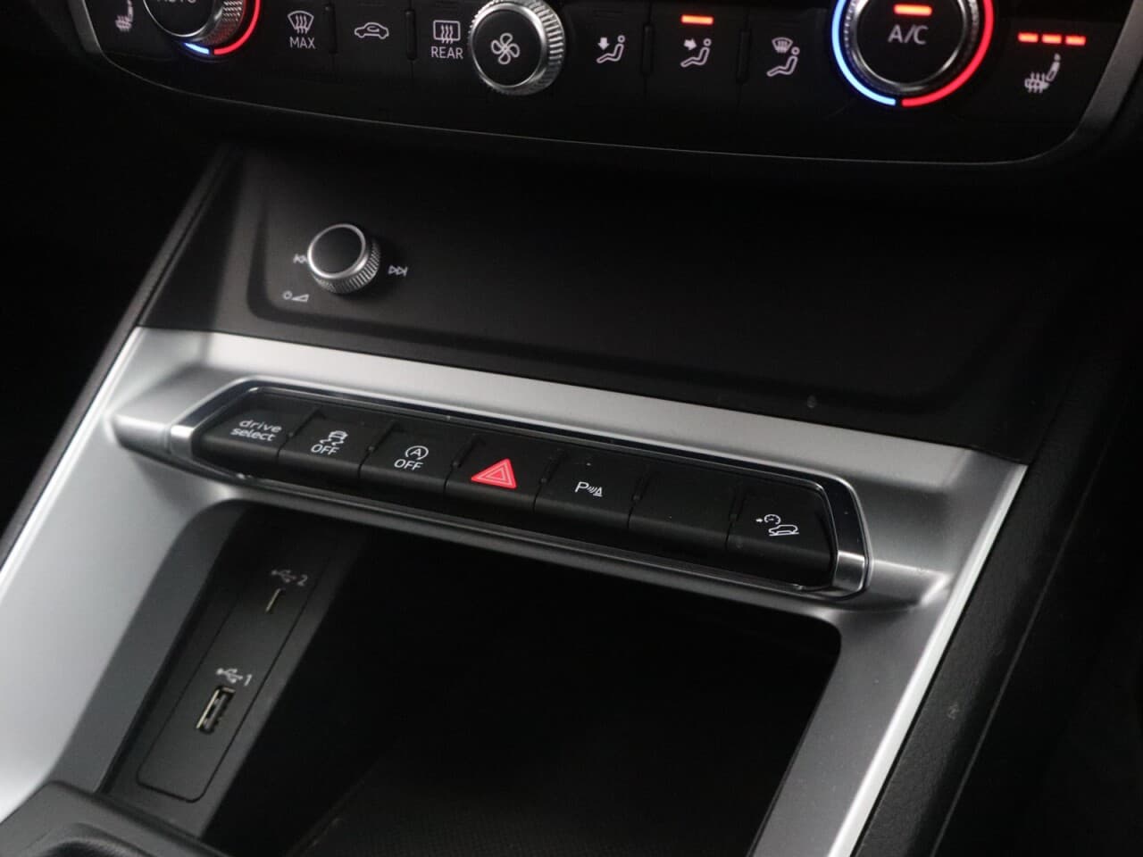 Audi Q3 1.5 TFSI CoD 35 Sport — image 29