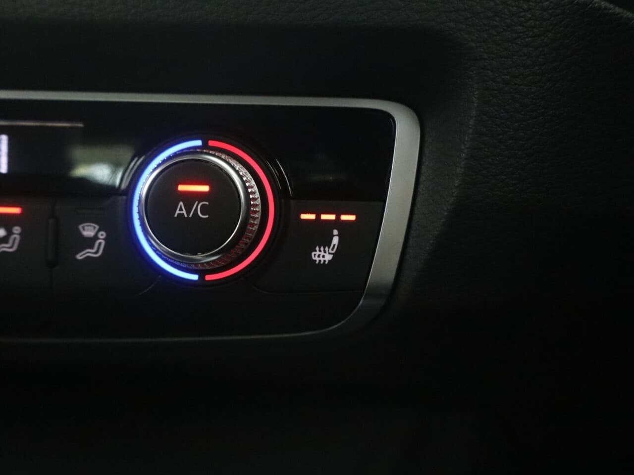 Audi Q3 1.5 TFSI CoD 35 Sport — image 32
