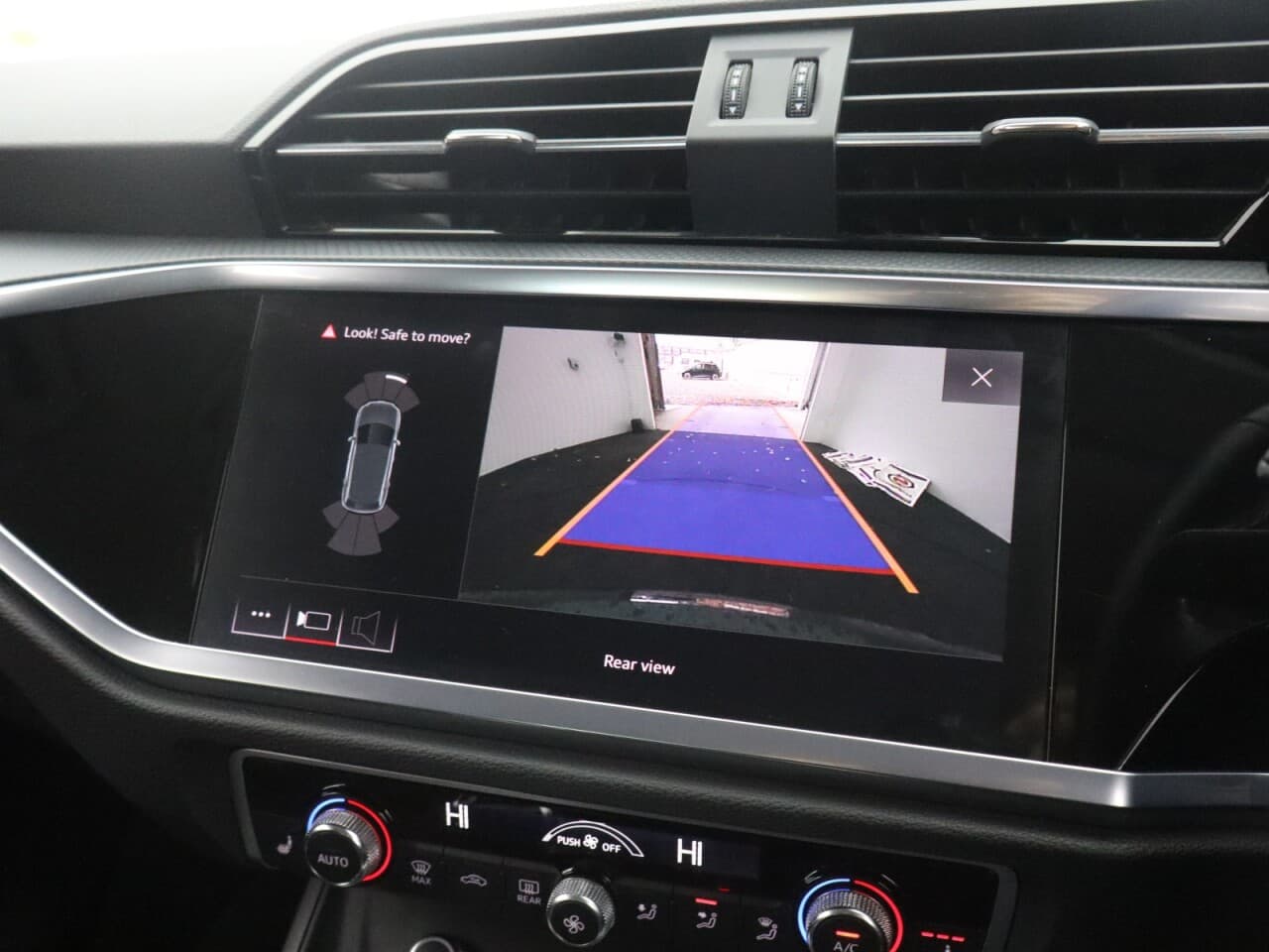 Audi Q3 1.5 TFSI CoD 35 Sport — image 34
