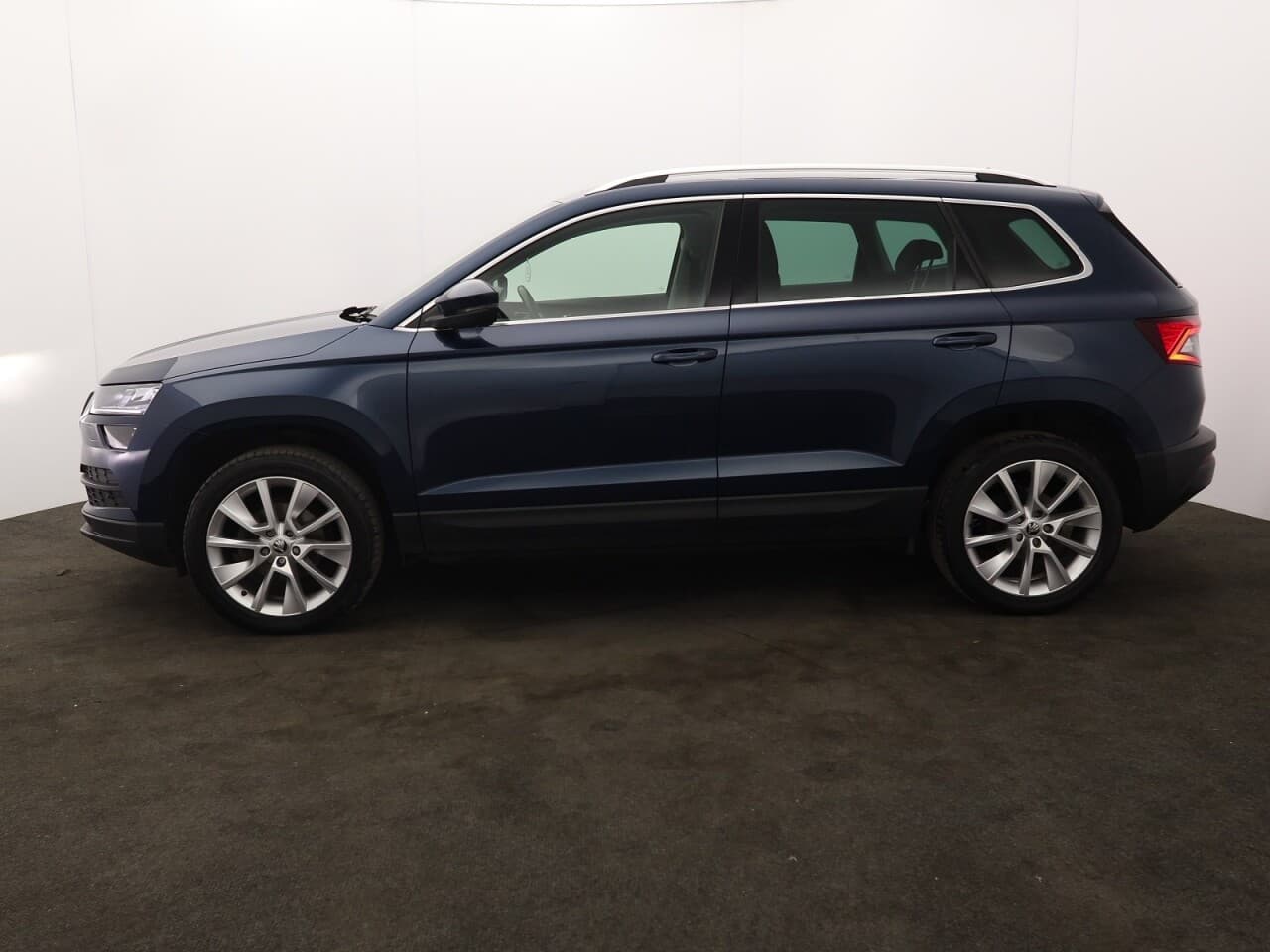 Skoda Karoq 1.5 TSI ACT SE L — image 6