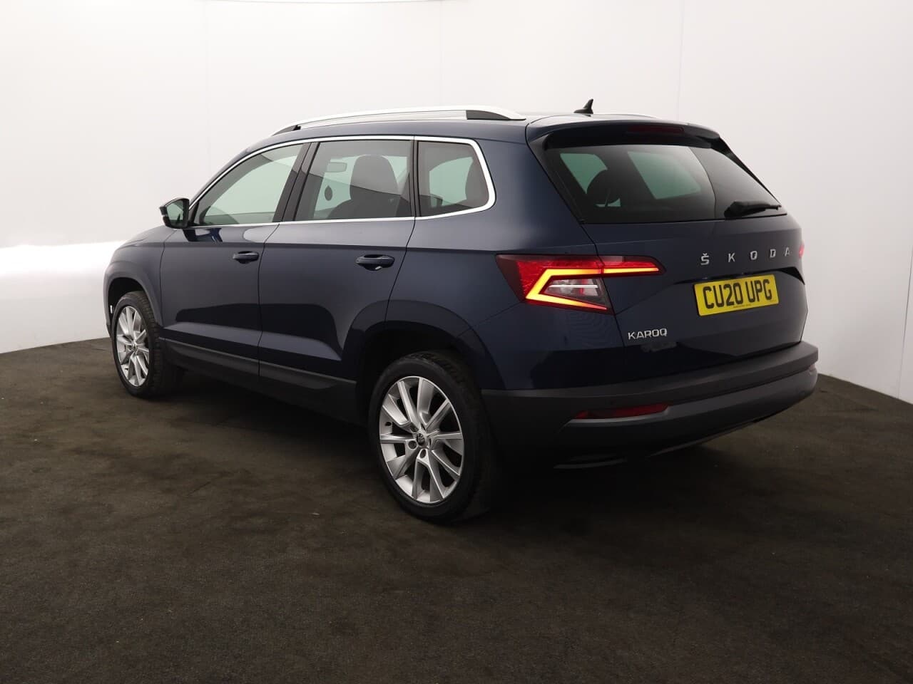 Skoda Karoq 1.5 TSI ACT SE L — image 8