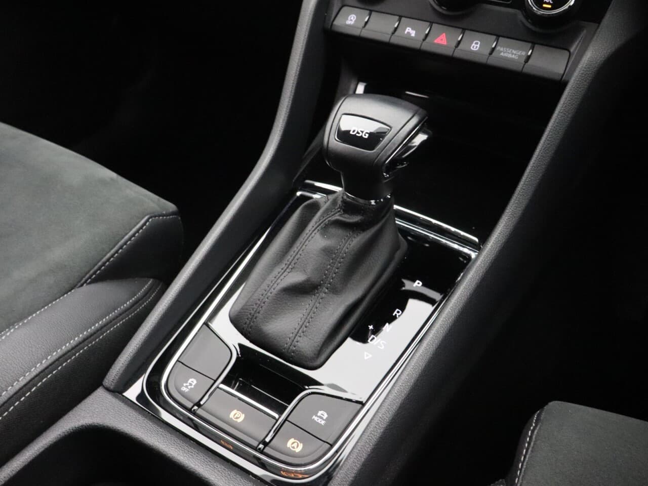 Skoda Karoq 1.5 TSI ACT SE L — image 23