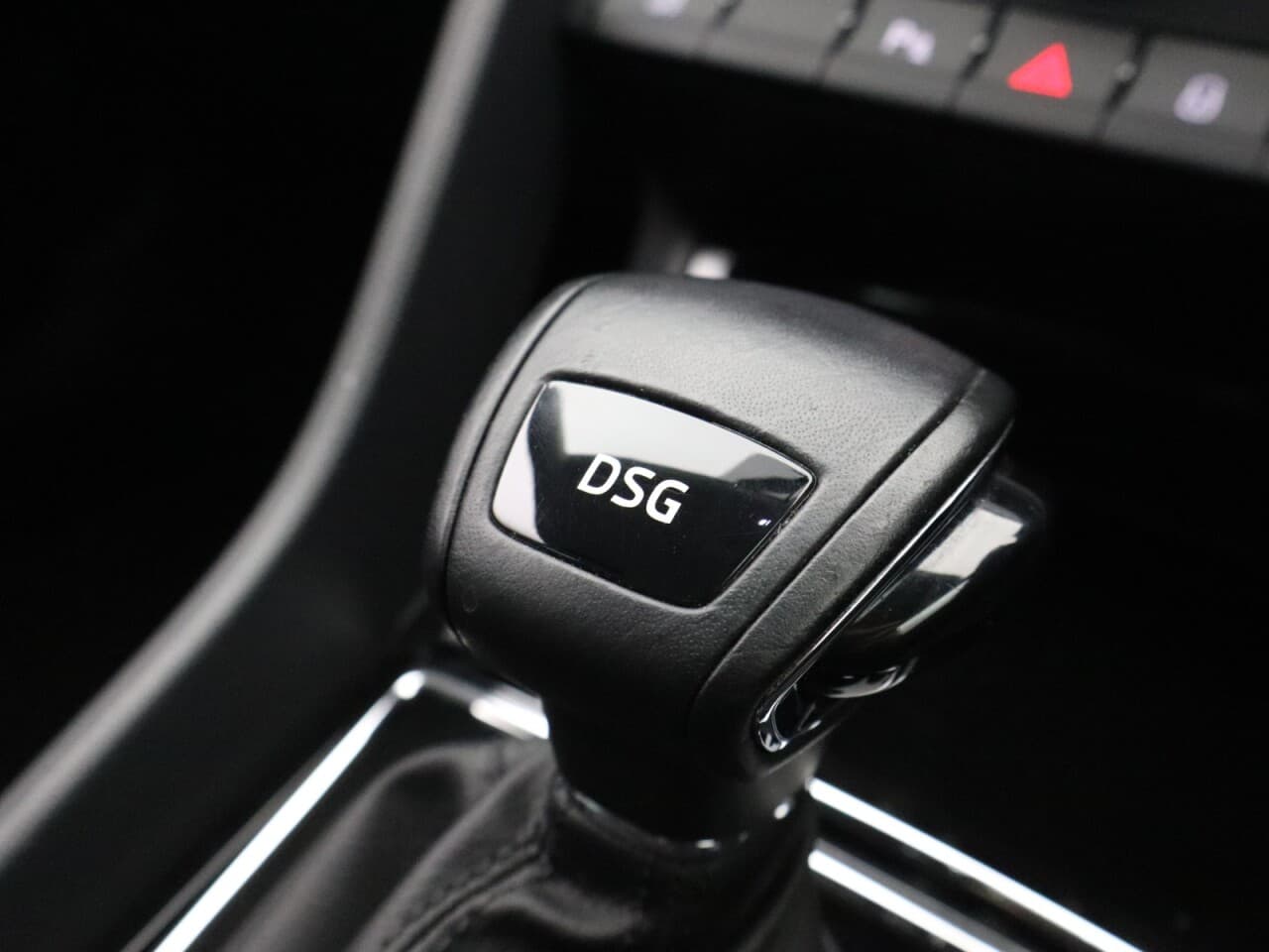 Skoda Karoq 1.5 TSI ACT SE L — image 24