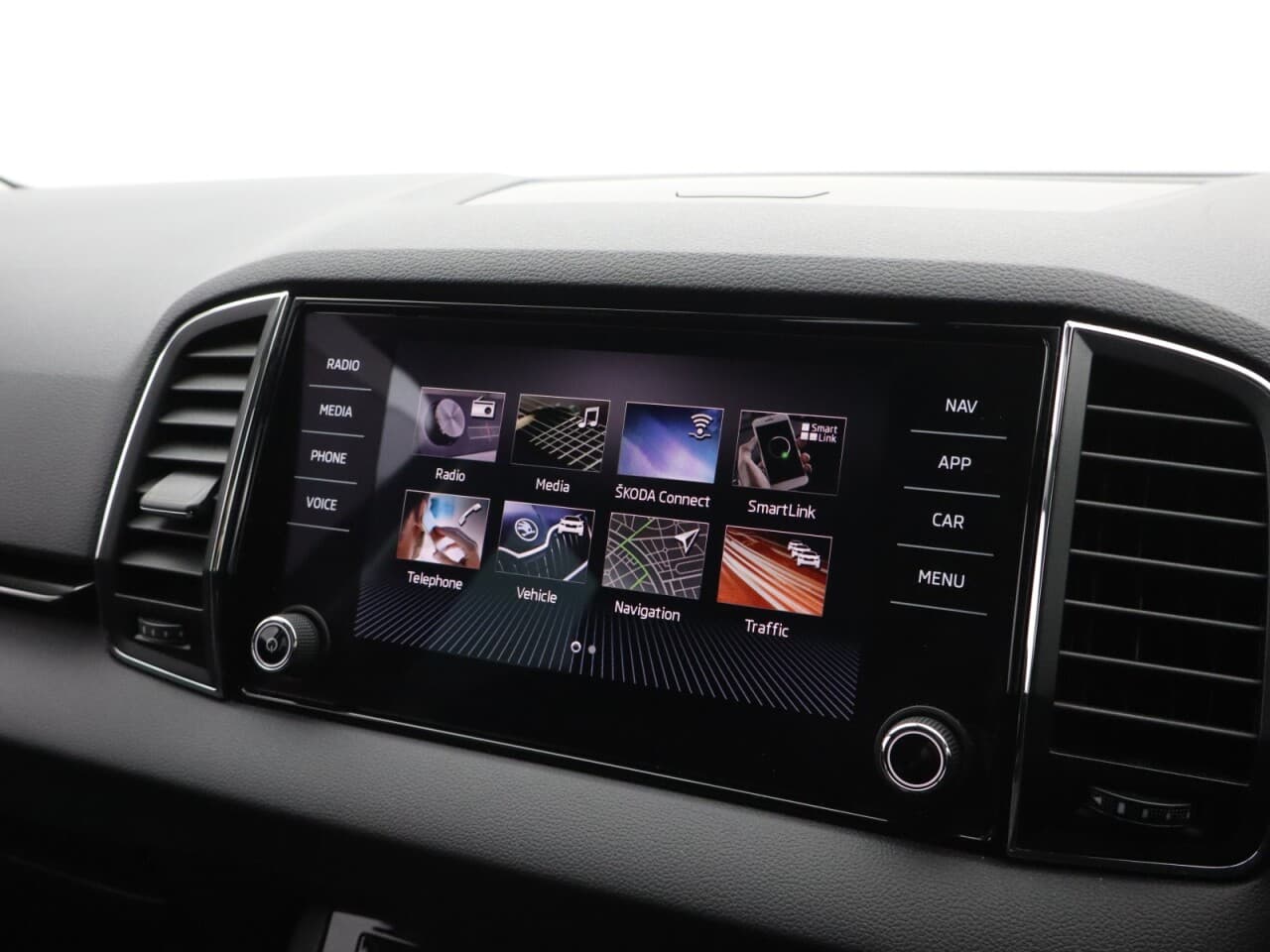 Skoda Karoq 1.5 TSI ACT SE L — image 33