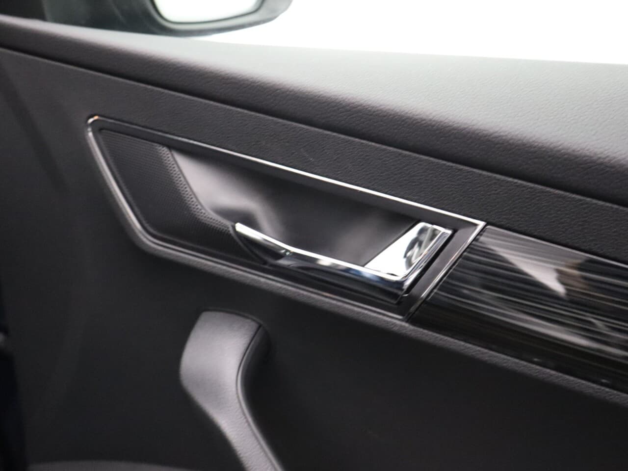 Skoda Karoq 1.5 TSI ACT SE L — image 51