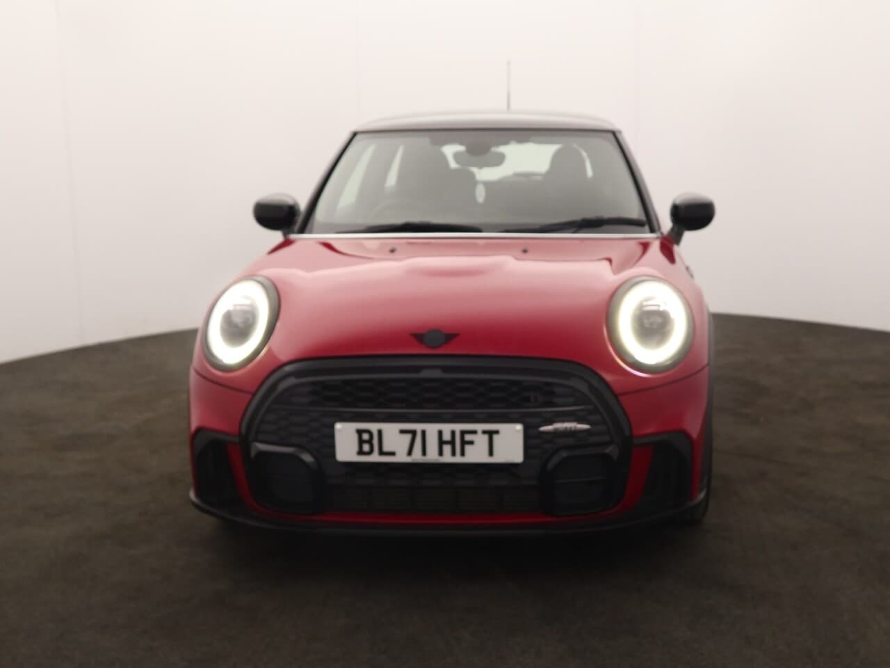 Mini Hatch 1.5 Cooper Sport (Nav Pack) — image 4