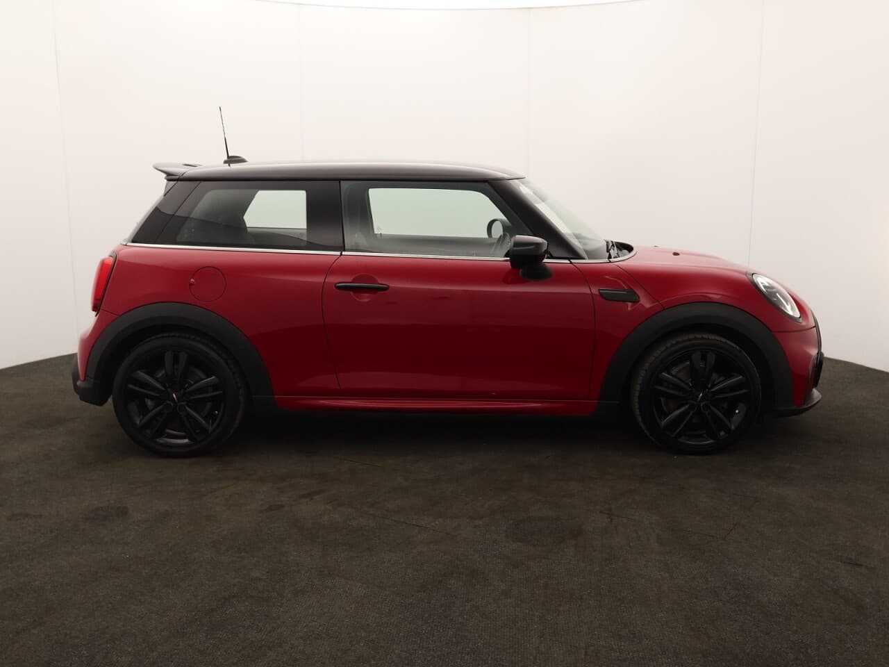 Mini Hatch 1.5 Cooper Sport (Nav Pack) — image 11