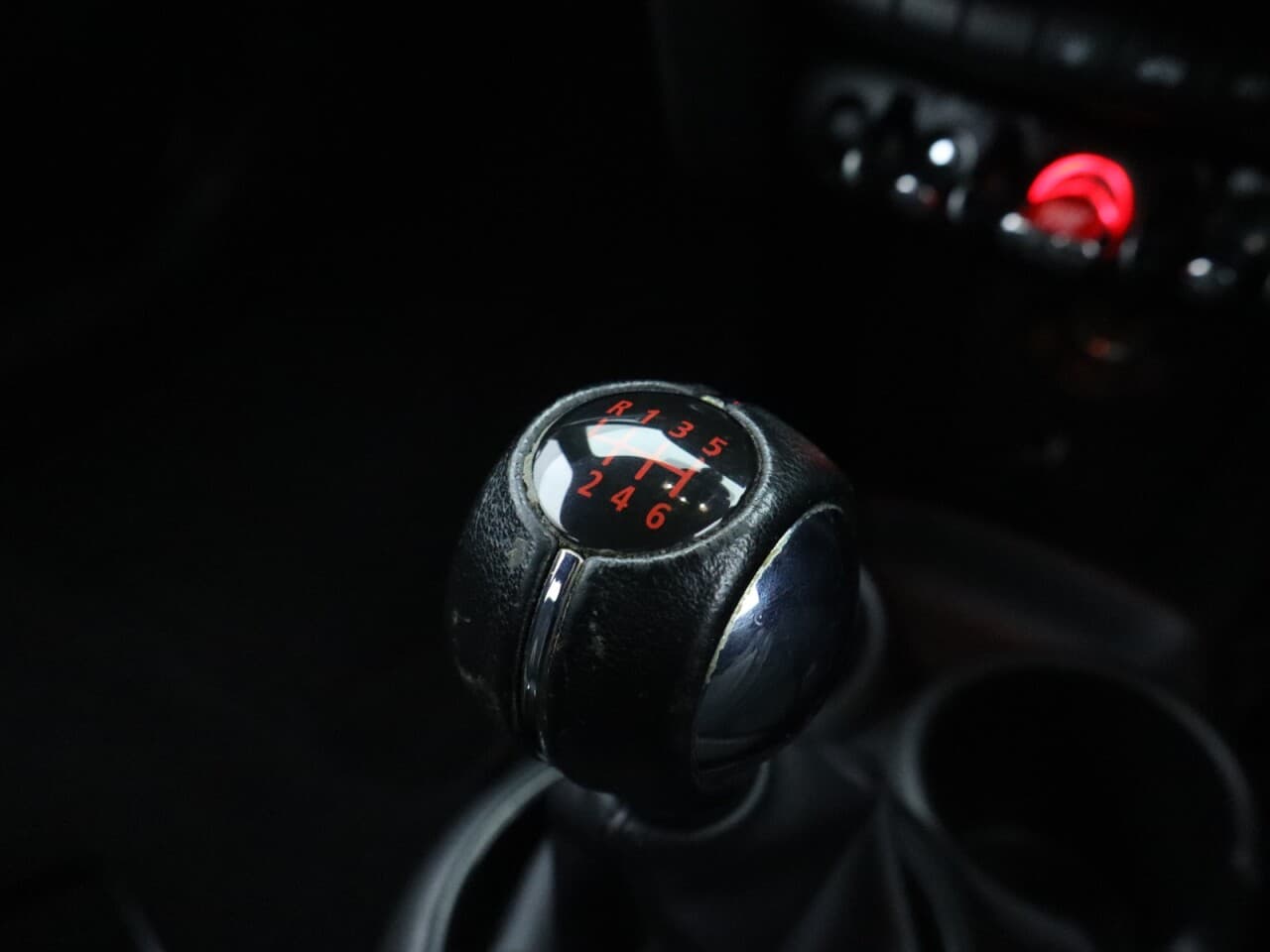 Mini Hatch 1.5 Cooper Sport (Nav Pack) — image 23