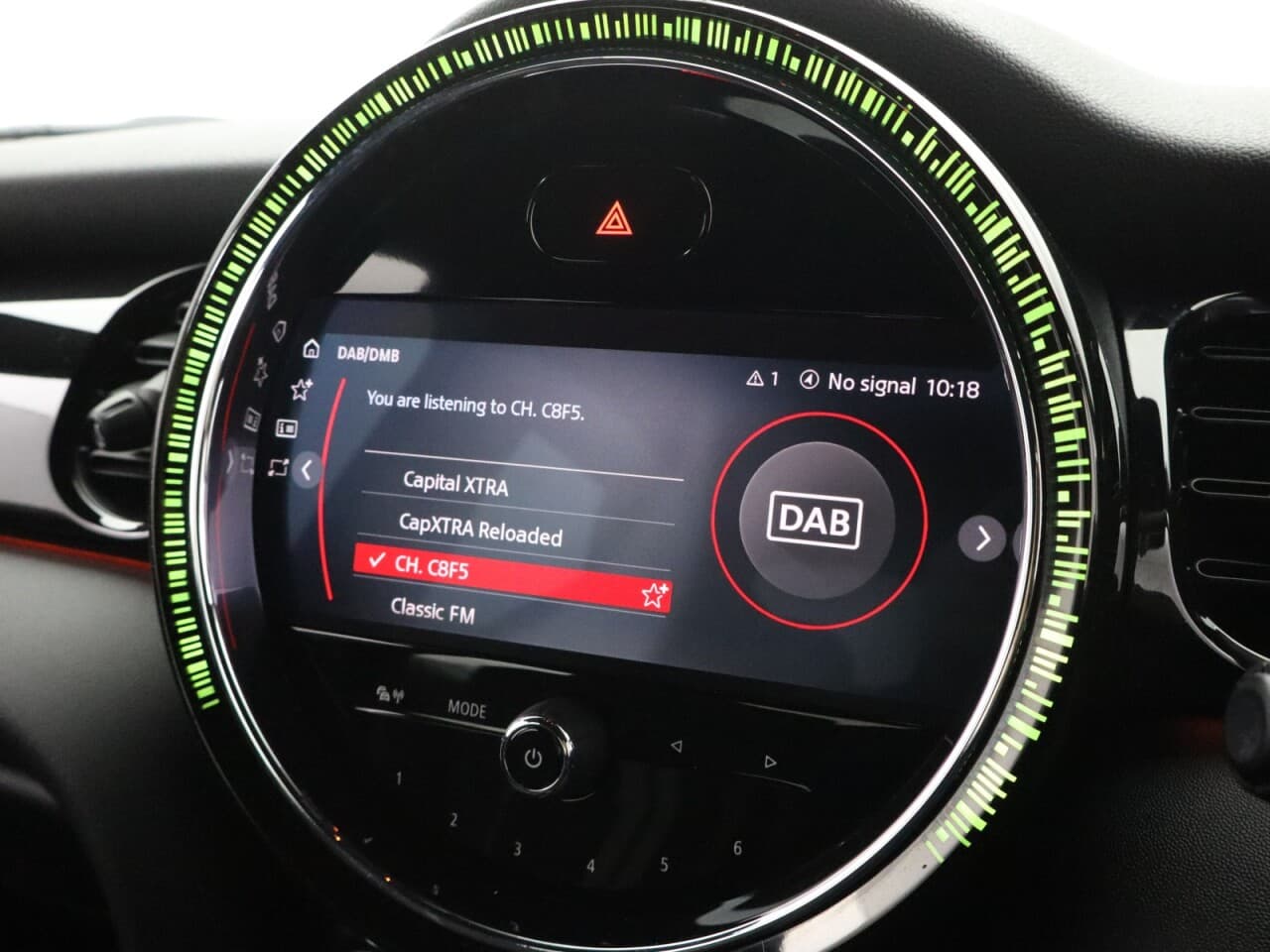Mini Hatch 1.5 Cooper Sport (Nav Pack) — image 33