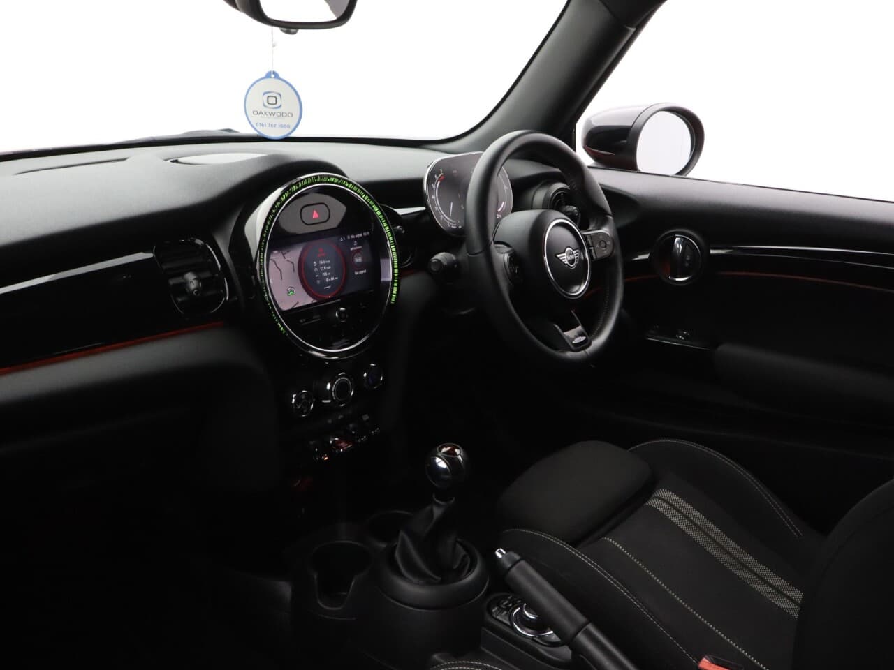 Mini Hatch 1.5 Cooper Sport (Nav Pack) — image 41
