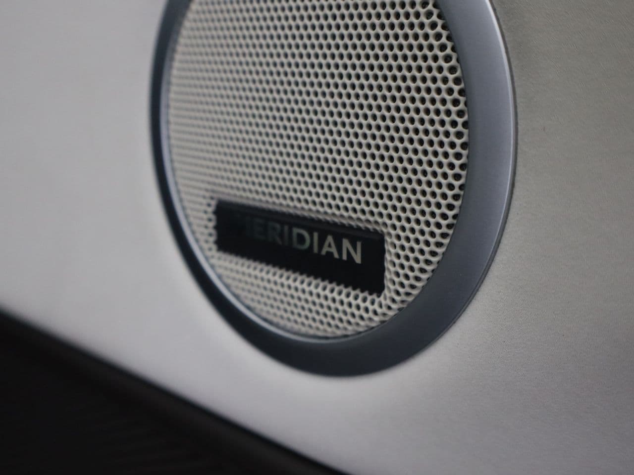 Land Rover Discovery 2.0 SD4 HSE — image 55