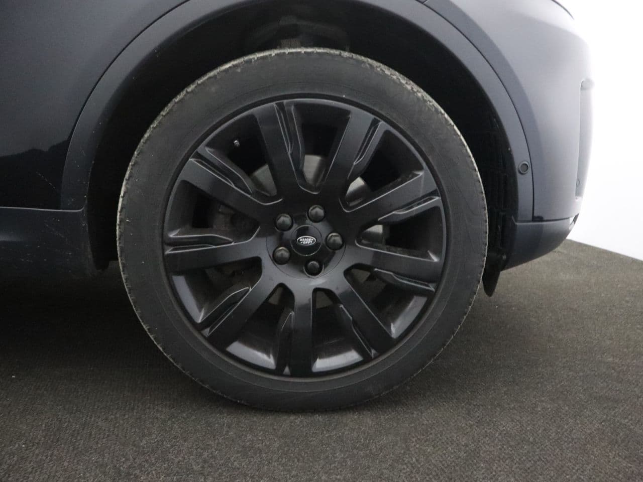 Land Rover Discovery 2.0 SD4 HSE — image 60