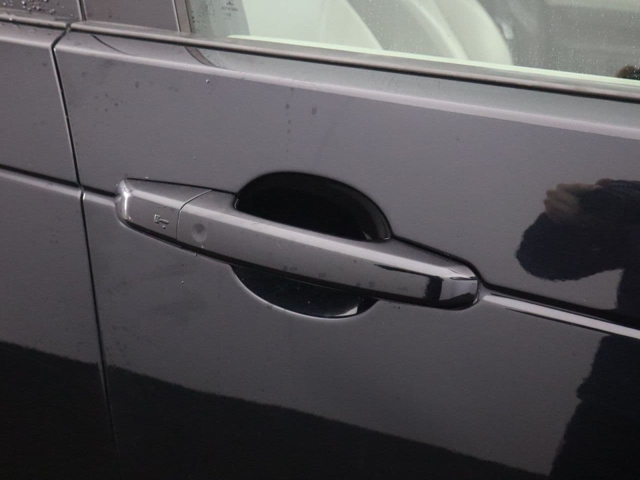 Land Rover Discovery 2.0 SD4 HSE — image 63
