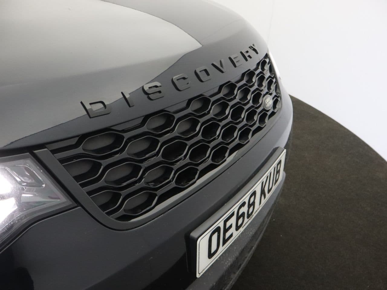 Land Rover Discovery 2.0 SD4 HSE — image 70