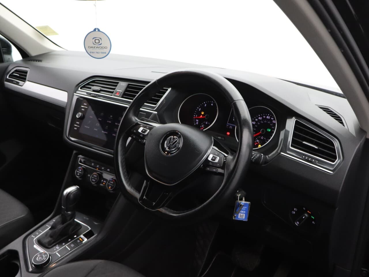 Volkswagen Tiguan 1.4 TSI SE Navigation — image 14