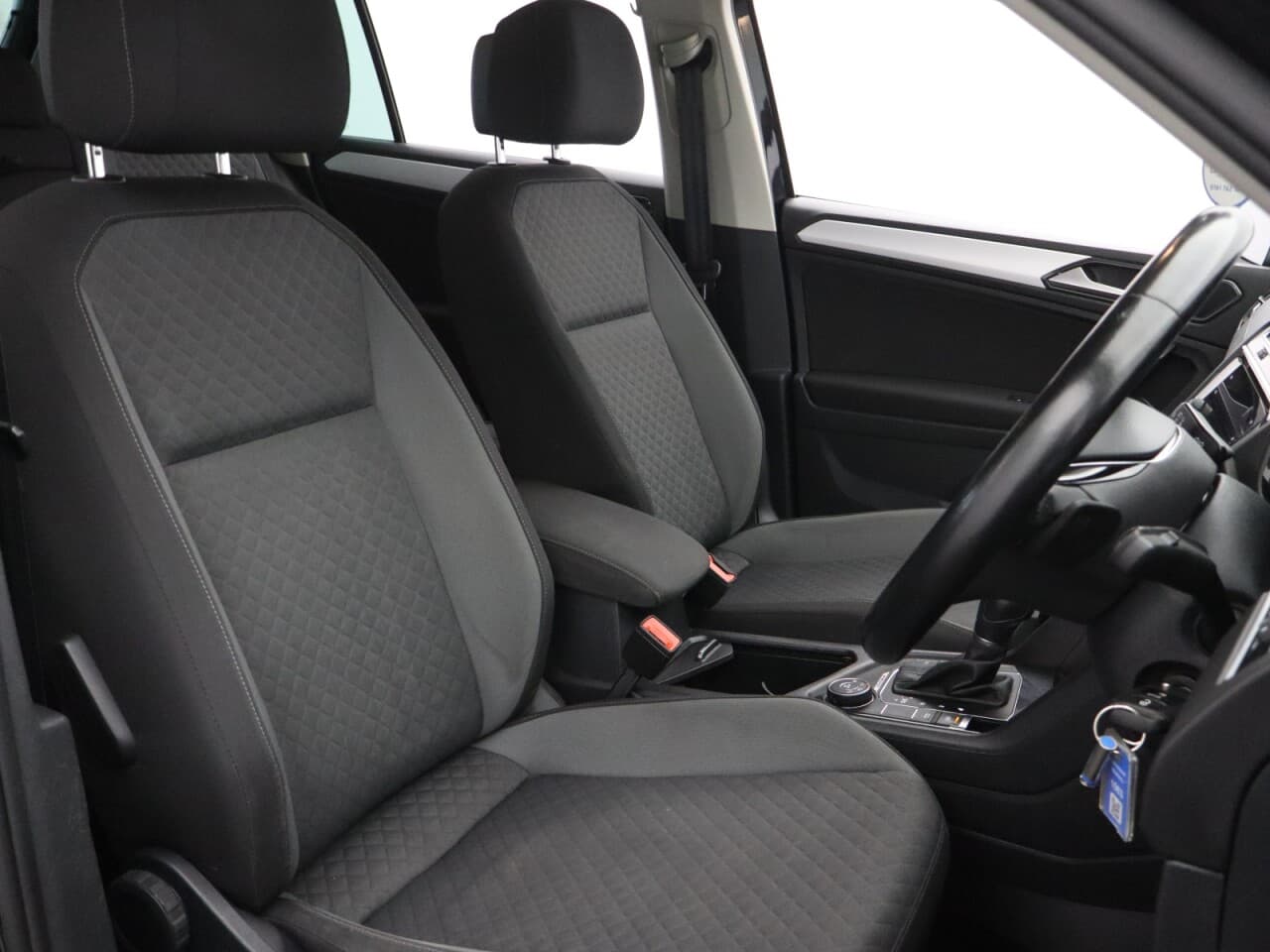 Volkswagen Tiguan 1.4 TSI SE Navigation — image 15
