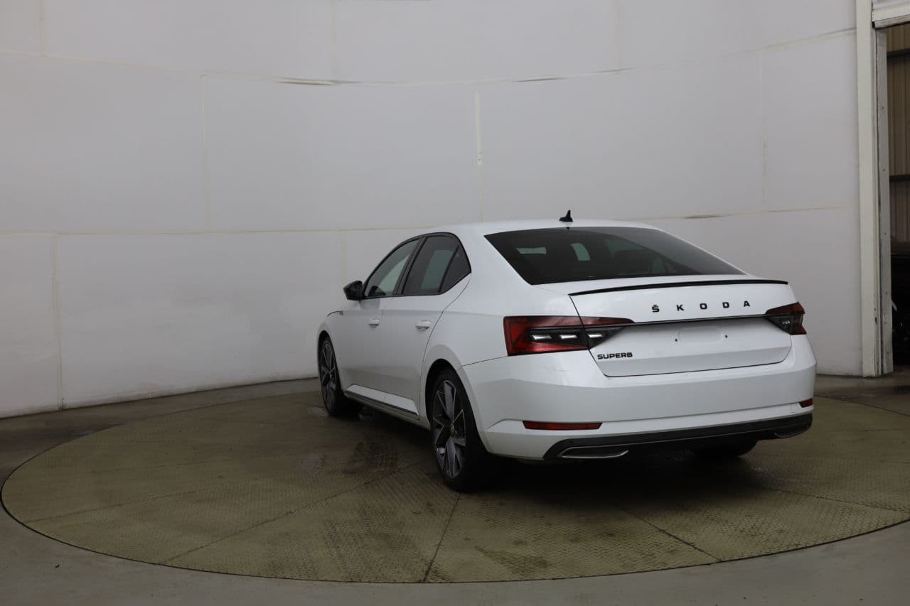 Skoda Superb 2.0 TSI SportLine Plus — image 7