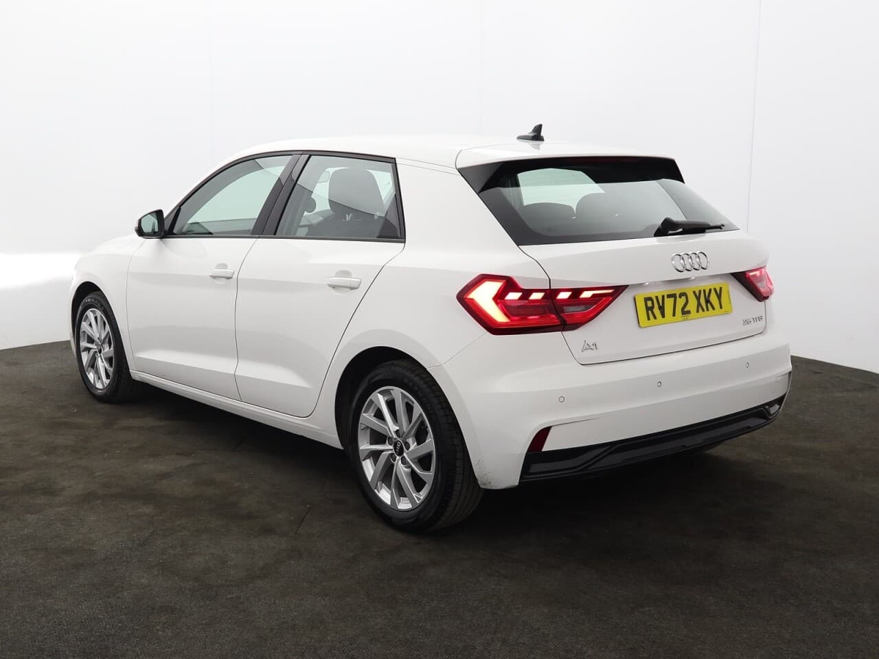Audi A1 1.0 TFSI 25 Sport Sportback — image 8