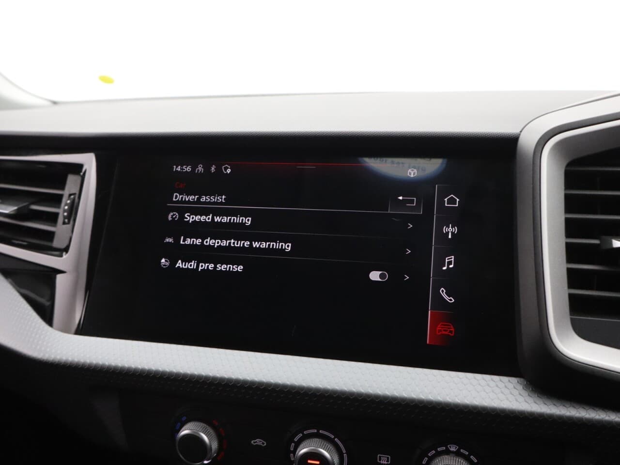 Audi A1 1.0 TFSI 25 Sport Sportback — image 33