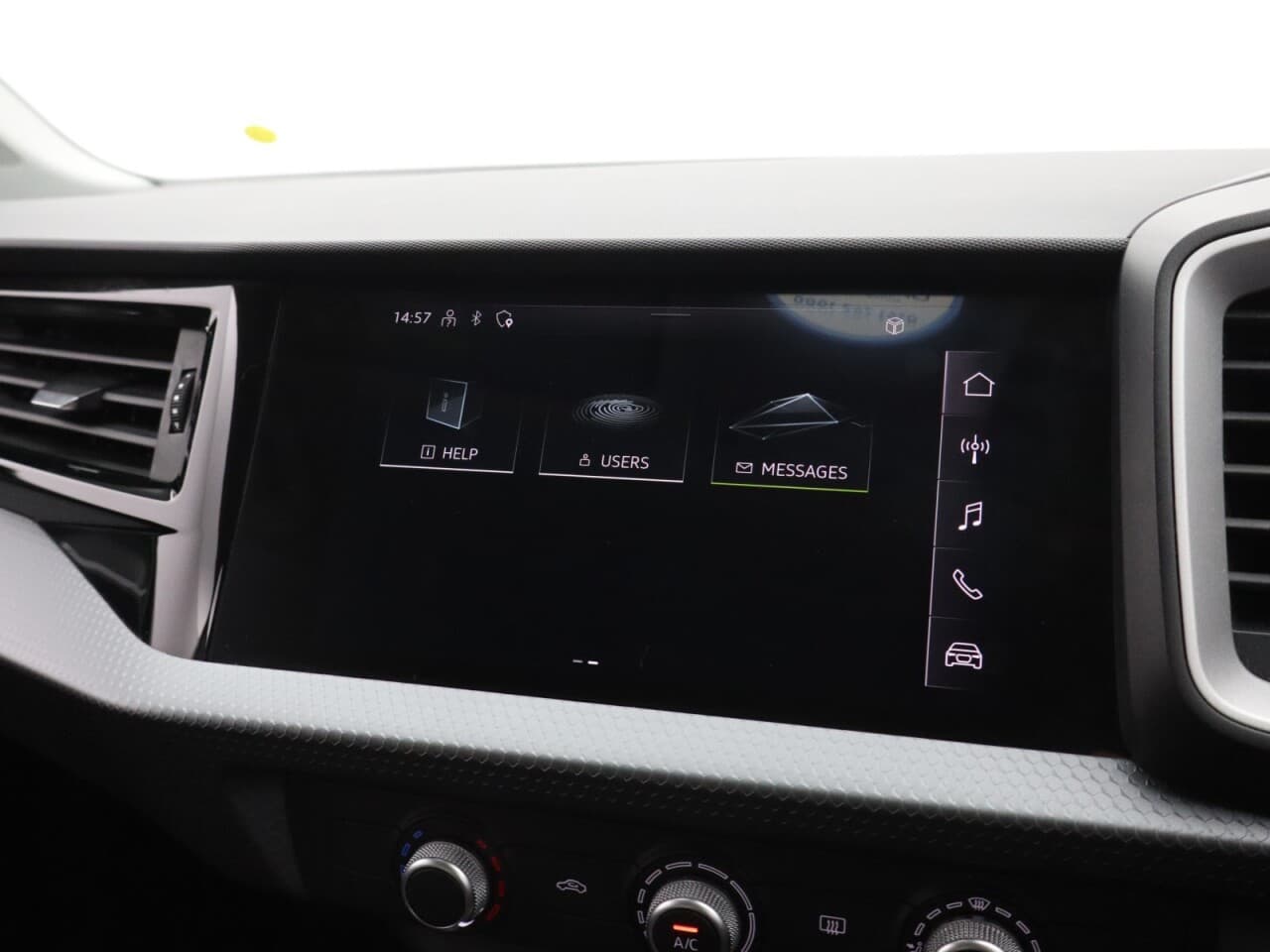 Audi A1 1.0 TFSI 25 Sport Sportback — image 35