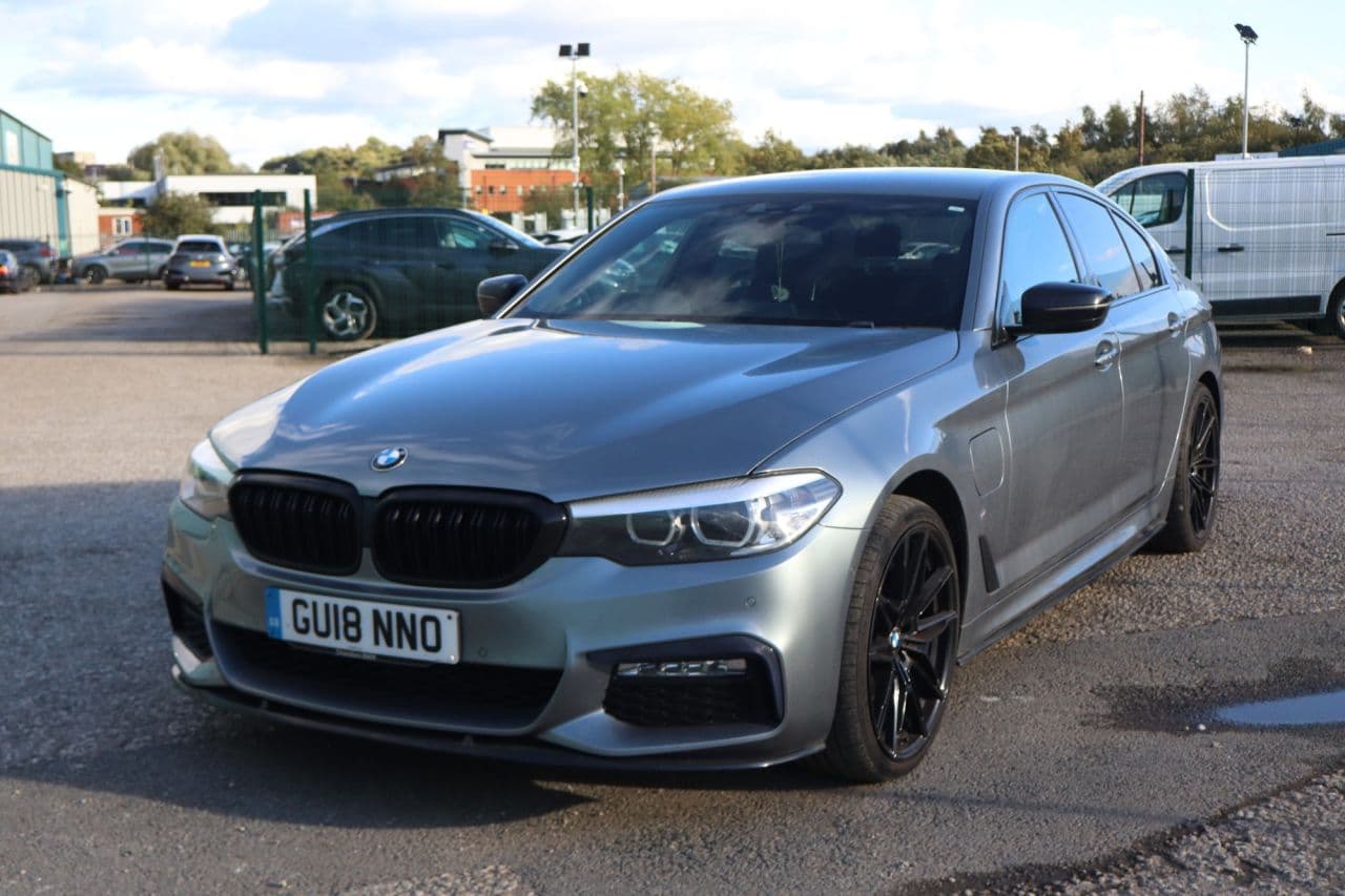 BMW 5 Series 2.0 530e 9.2kWh M Sport — image 3