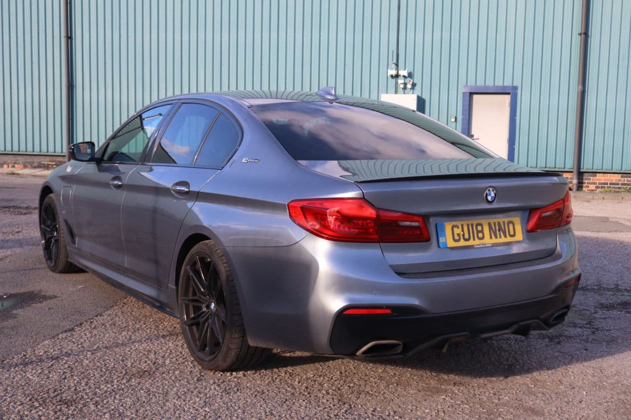 BMW 5 Series 2.0 530e 9.2kWh M Sport — image 4